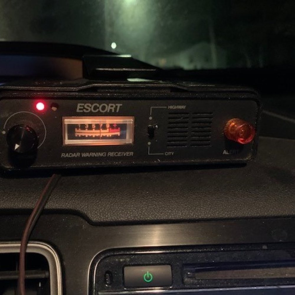 Escort Radar Detector - Picture 9 of 9